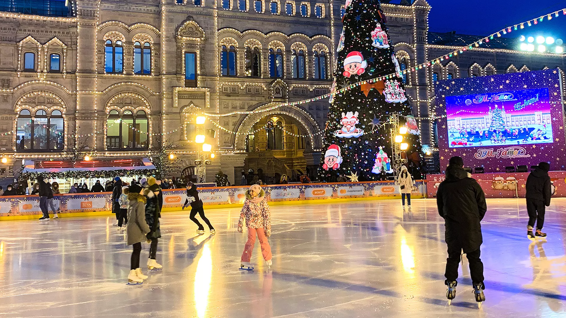 Где можно покататься на коньках в Москве в этому году — «Моя Планета»