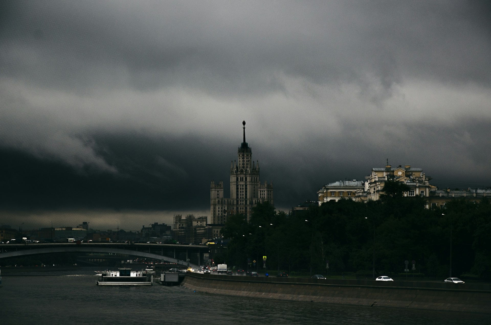 Необычные экскурсии в Москве