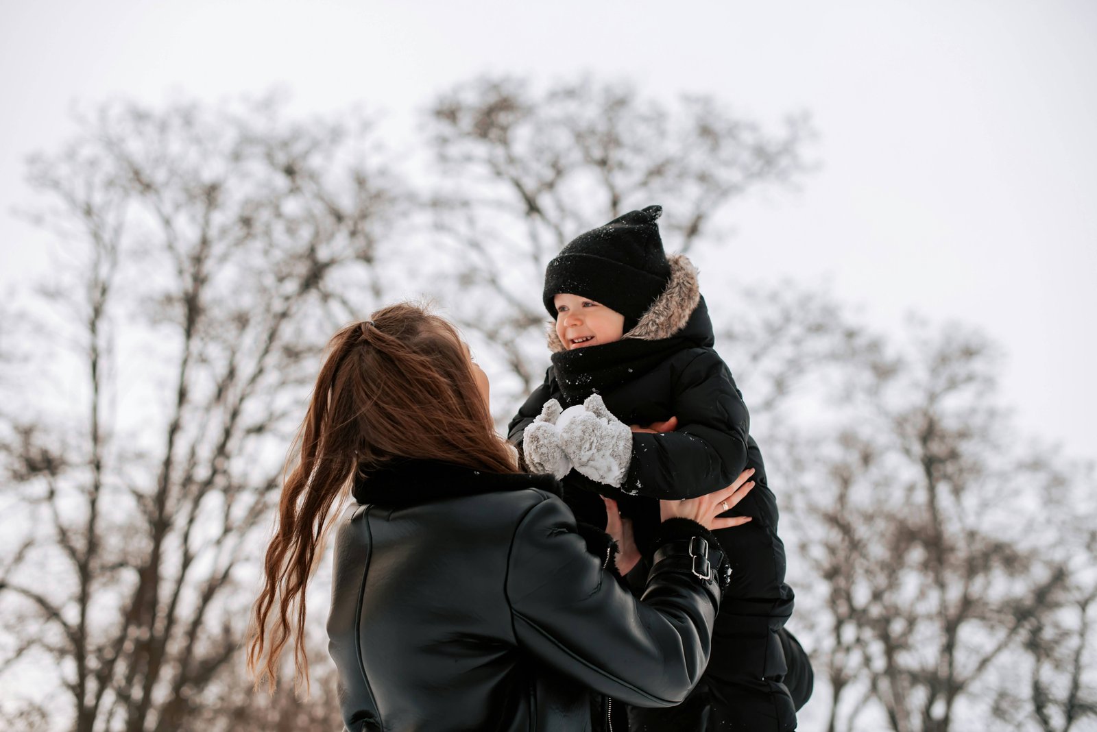 Создаём сказку своими руками: как волшебно провести зиму с детьми