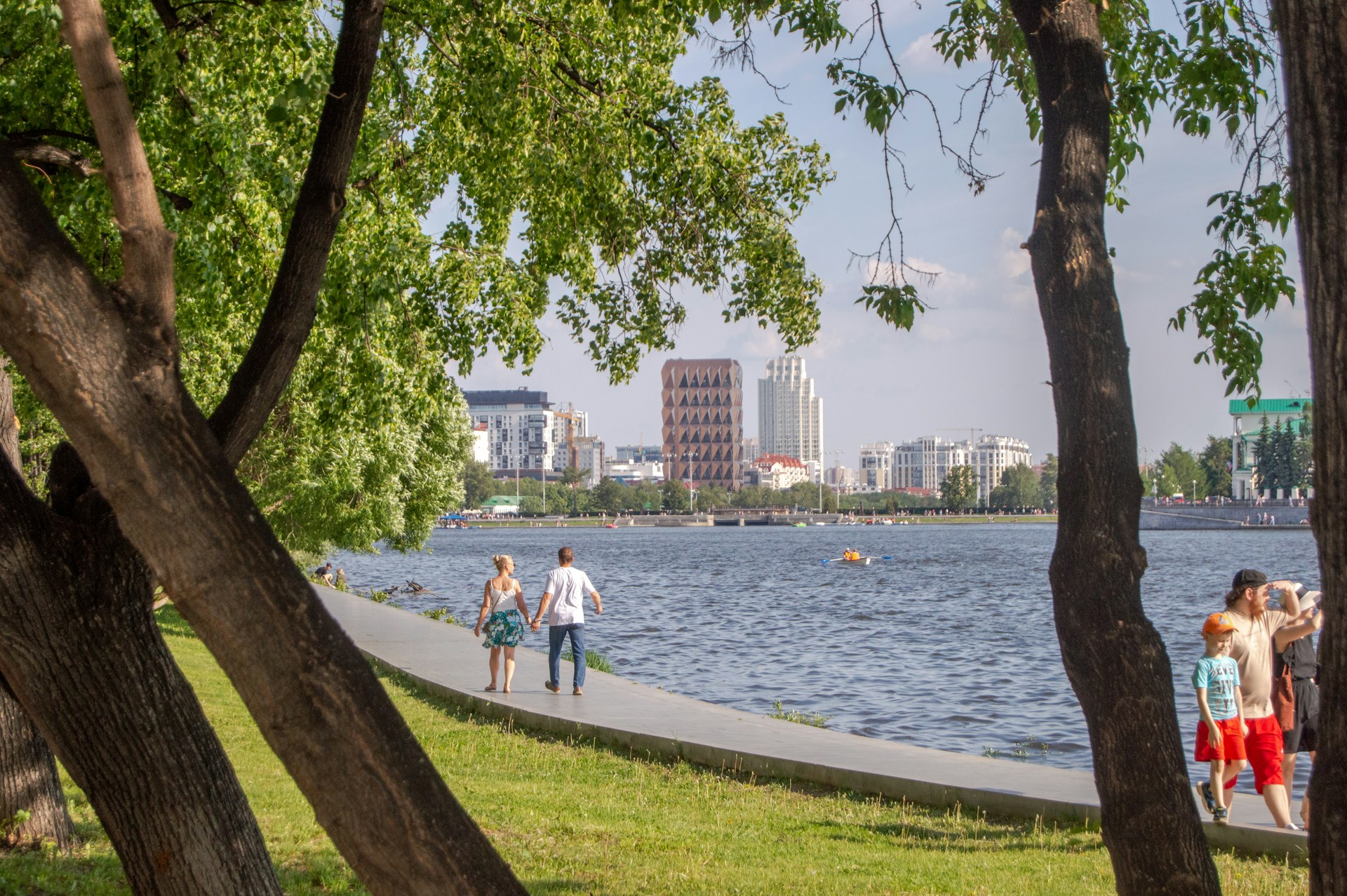 екатеринбург весной